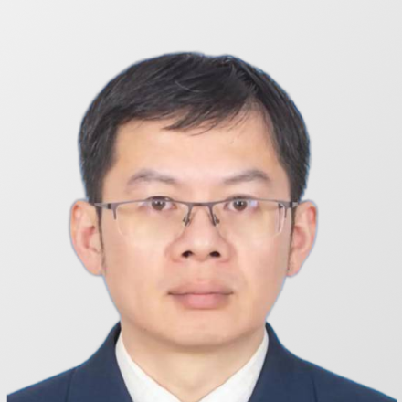 简俊 教授